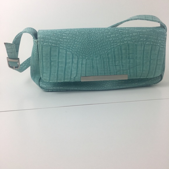 A Turquoise Dorothy Perkins Clutch - Picture 3 of 6
